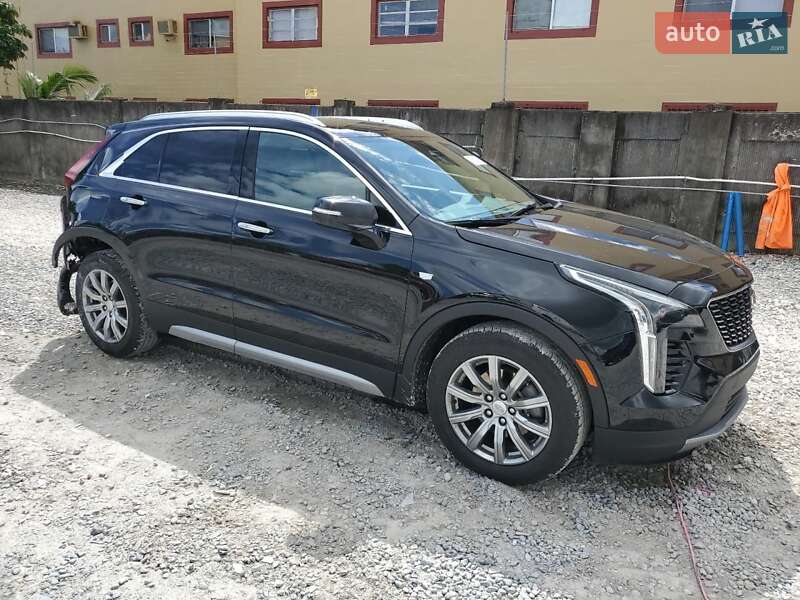 Позашляховик / Кросовер Cadillac XT4 2021 в Львові