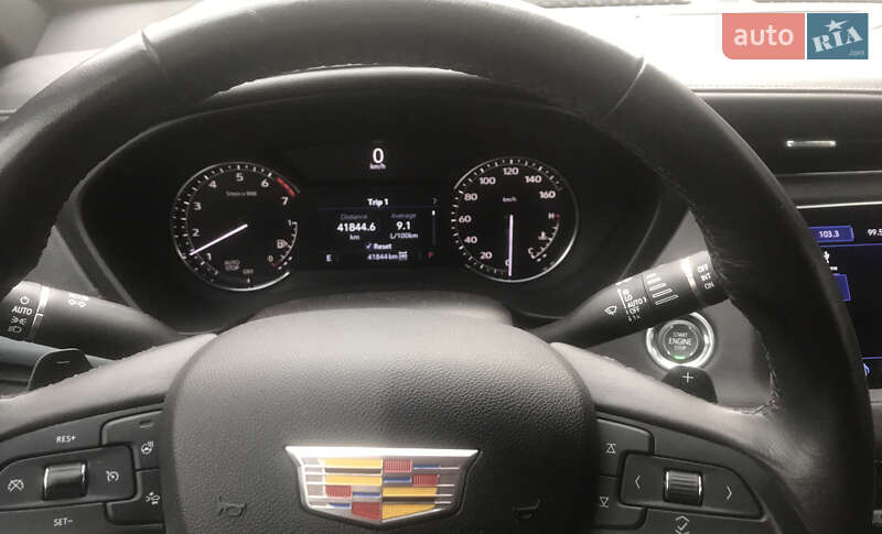Позашляховик / Кросовер Cadillac XT4 2020 в Миколаєві фото 6 Позашляховик / Кросовер Cadillac XT4 2020 в Миколаєві