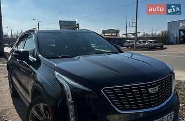 Внедорожник / Кроссовер Cadillac XT4 2018 в Сумах