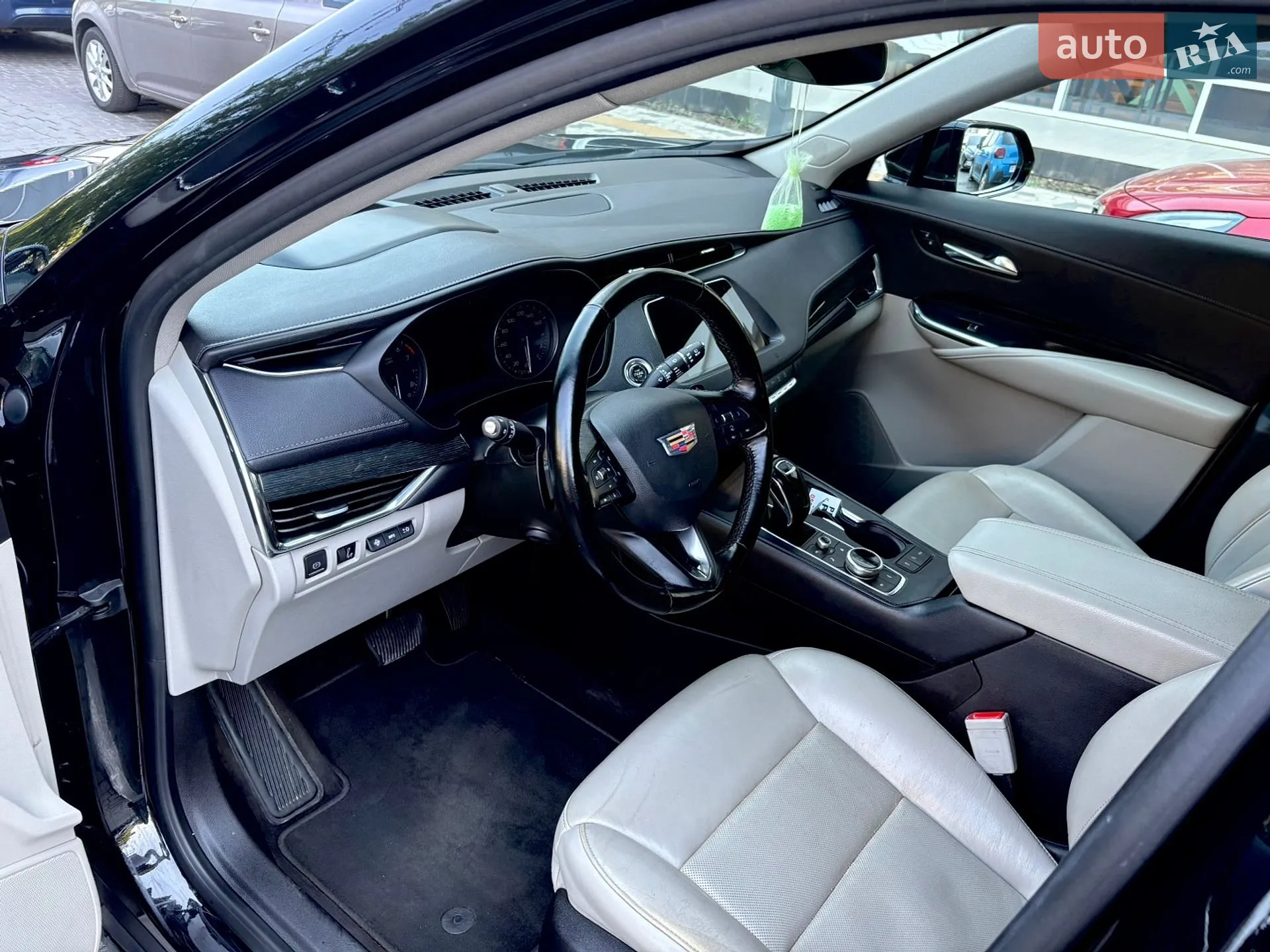 2019 Cadillac XT4 - мініатюра 17