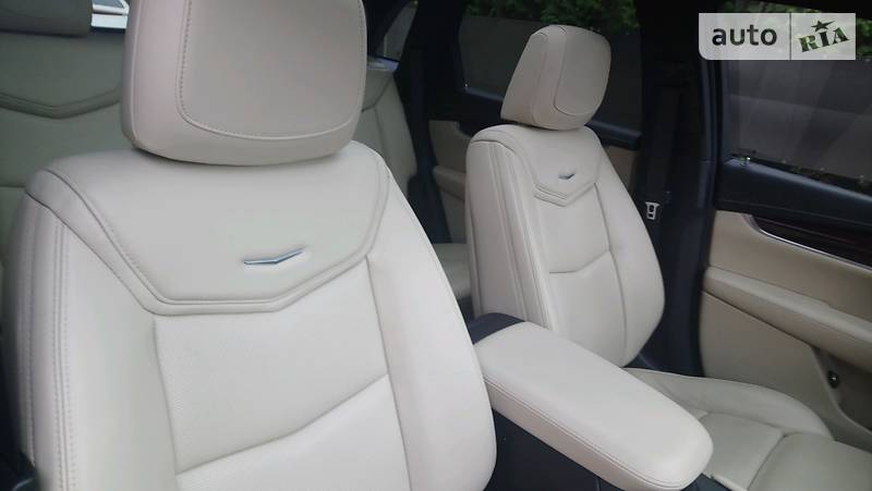 Позашляховик / Кросовер Cadillac XT5 2017 в Василькові