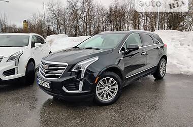 Внедорожник / Кроссовер Cadillac XT5 2017 в Львове