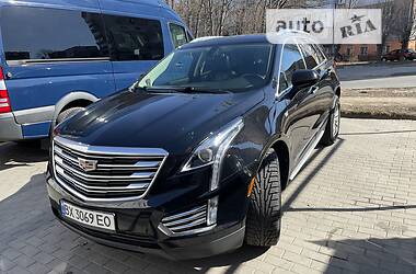 Внедорожник / Кроссовер Cadillac XT5 2018 в Хмельницком