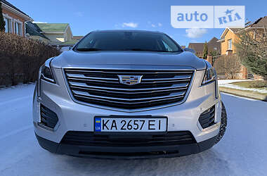 Внедорожник / Кроссовер Cadillac XT5 2018 в 
