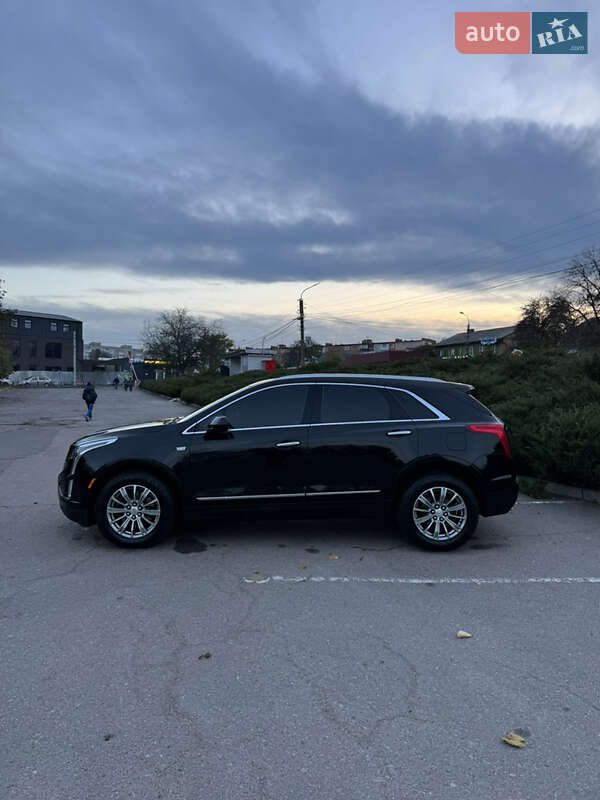 Внедорожник / Кроссовер Cadillac XT5 2017 в Умани