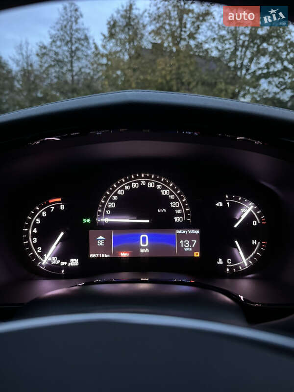 Внедорожник / Кроссовер Cadillac XT5 2017 в Умани