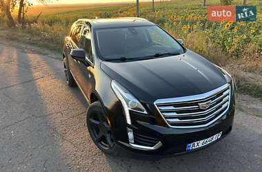 Внедорожник / Кроссовер Cadillac XT5 2018 в 
