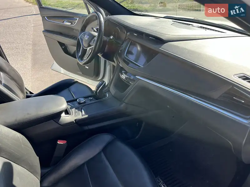 Cadillac XT5 2019 VIN 1GYKNCRS1LZ141976 фото оголошення 23 з 76
