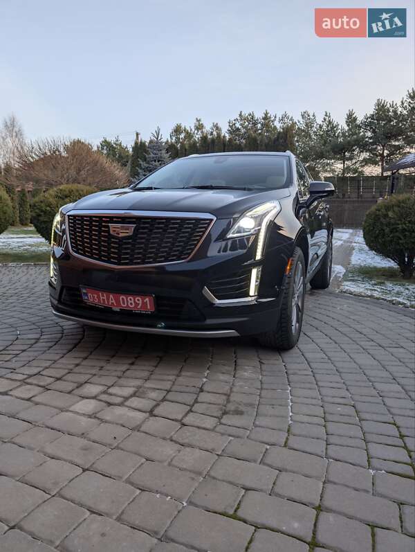 Внедорожник / Кроссовер Cadillac XT5 2021 в Луцке