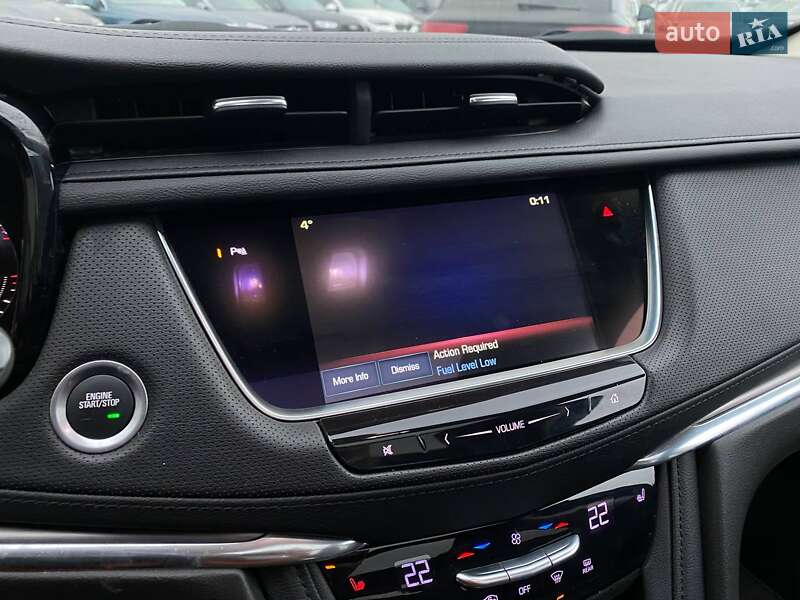 Внедорожник / Кроссовер Cadillac XT5 2019 в Львове