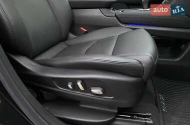 Внедорожник / Кроссовер Cadillac XT5 2019 в 