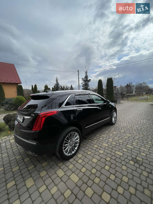 Внедорожник / Кроссовер Cadillac XT5 2016 в Коломые