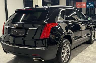 Внедорожник / Кроссовер Cadillac XT5 2016 в Львове