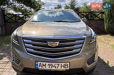 Позашляховик / Кросовер Cadillac XT5 2017 в Житомирі
