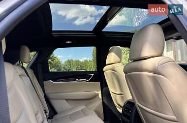 Внедорожник / Кроссовер Cadillac XT5 2017 в 