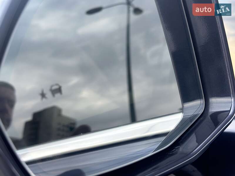 Позашляховик / Кросовер Cadillac XT5 2018 в Києві