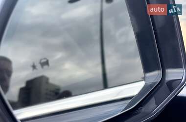 Внедорожник / Кроссовер Cadillac XT5 2018 в 