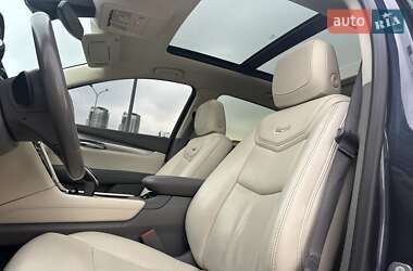 Внедорожник / Кроссовер Cadillac XT5 2018 в 