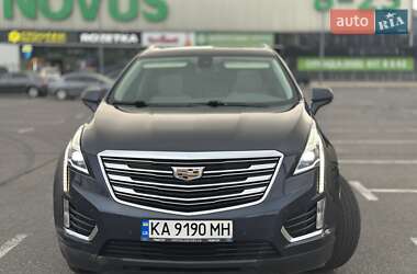Внедорожник / Кроссовер Cadillac XT5 2018 в 