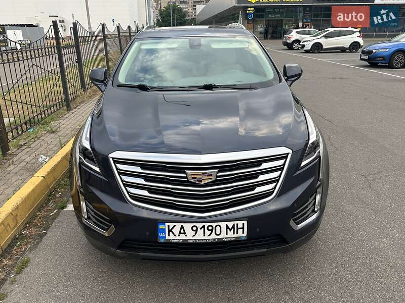 Позашляховик / Кросовер Cadillac XT5 2018 в Києві