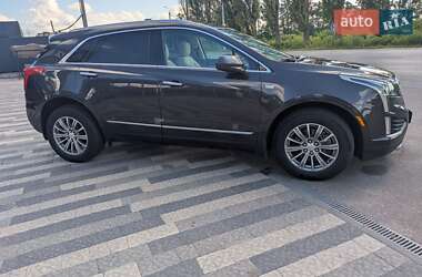 Внедорожник / Кроссовер Cadillac XT5 2016 в 