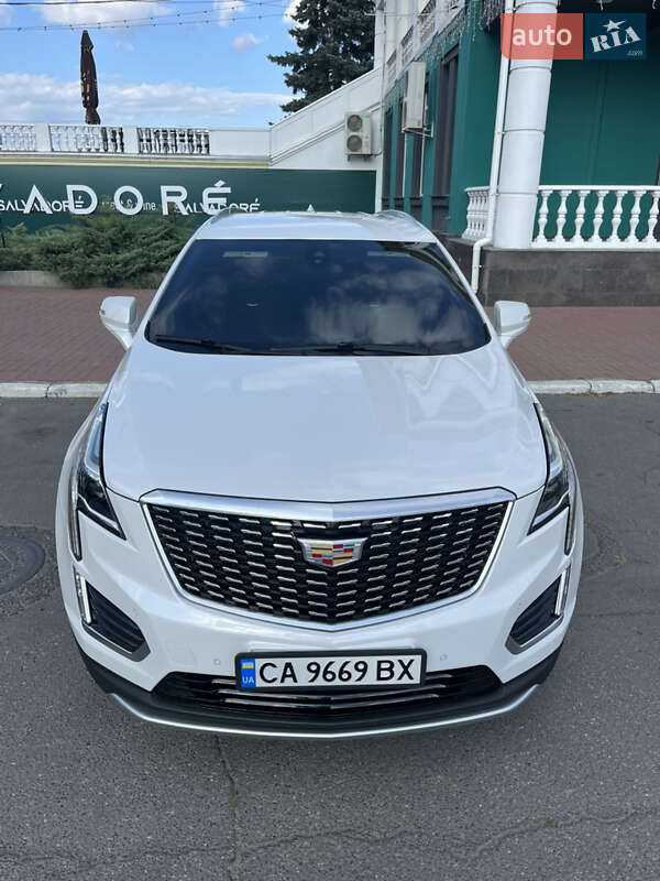 Внедорожник / Кроссовер Cadillac XT5 2019 в Черкассах