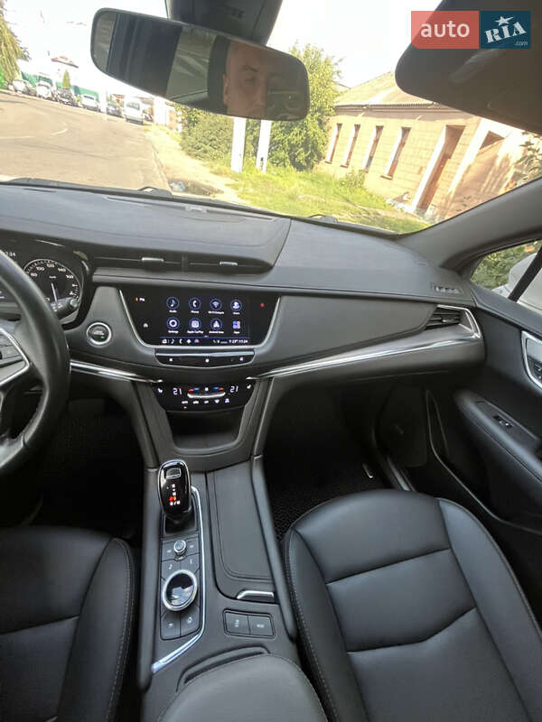 Внедорожник / Кроссовер Cadillac XT5 2019 в Черкассах