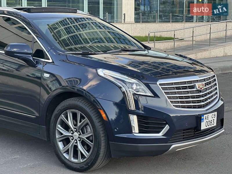 Позашляховик / Кросовер Cadillac XT5 2017 в Дніпрі