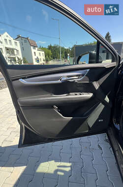 Внедорожник / Кроссовер Cadillac XT5 2019 в 
