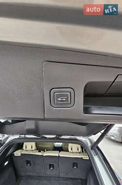 Внедорожник / Кроссовер Cadillac XT5 2019 в 
