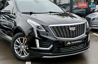 Внедорожник / Кроссовер Cadillac XT5 2021 в 