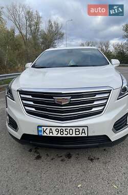 Внедорожник / Кроссовер Cadillac XT5 2017 в Киеве