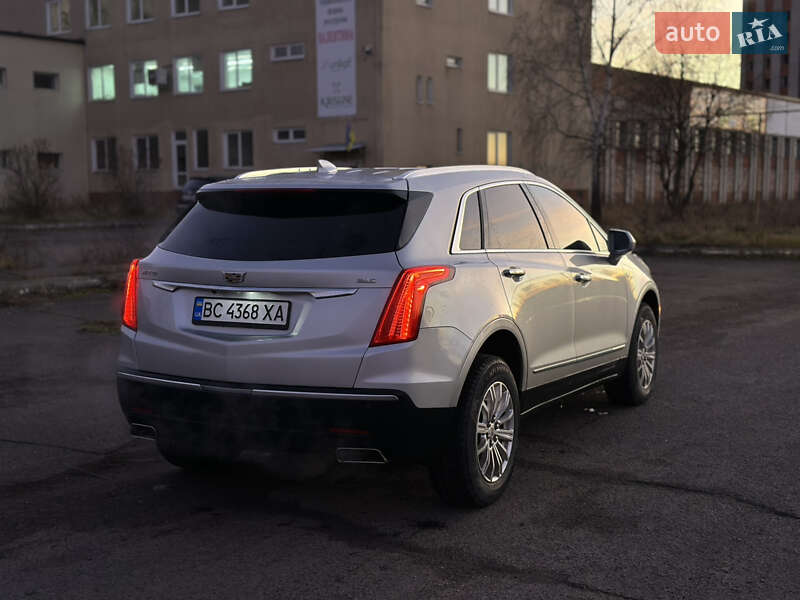 Внедорожник / Кроссовер Cadillac XT5 2019 в Шептицькому