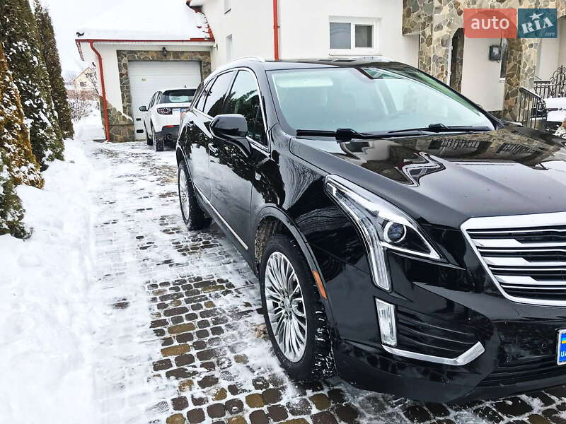 Внедорожник / Кроссовер Cadillac XT5 2016 в Коломые