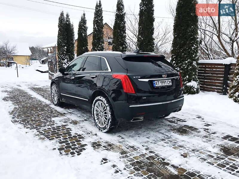 Внедорожник / Кроссовер Cadillac XT5 2016 в Коломые