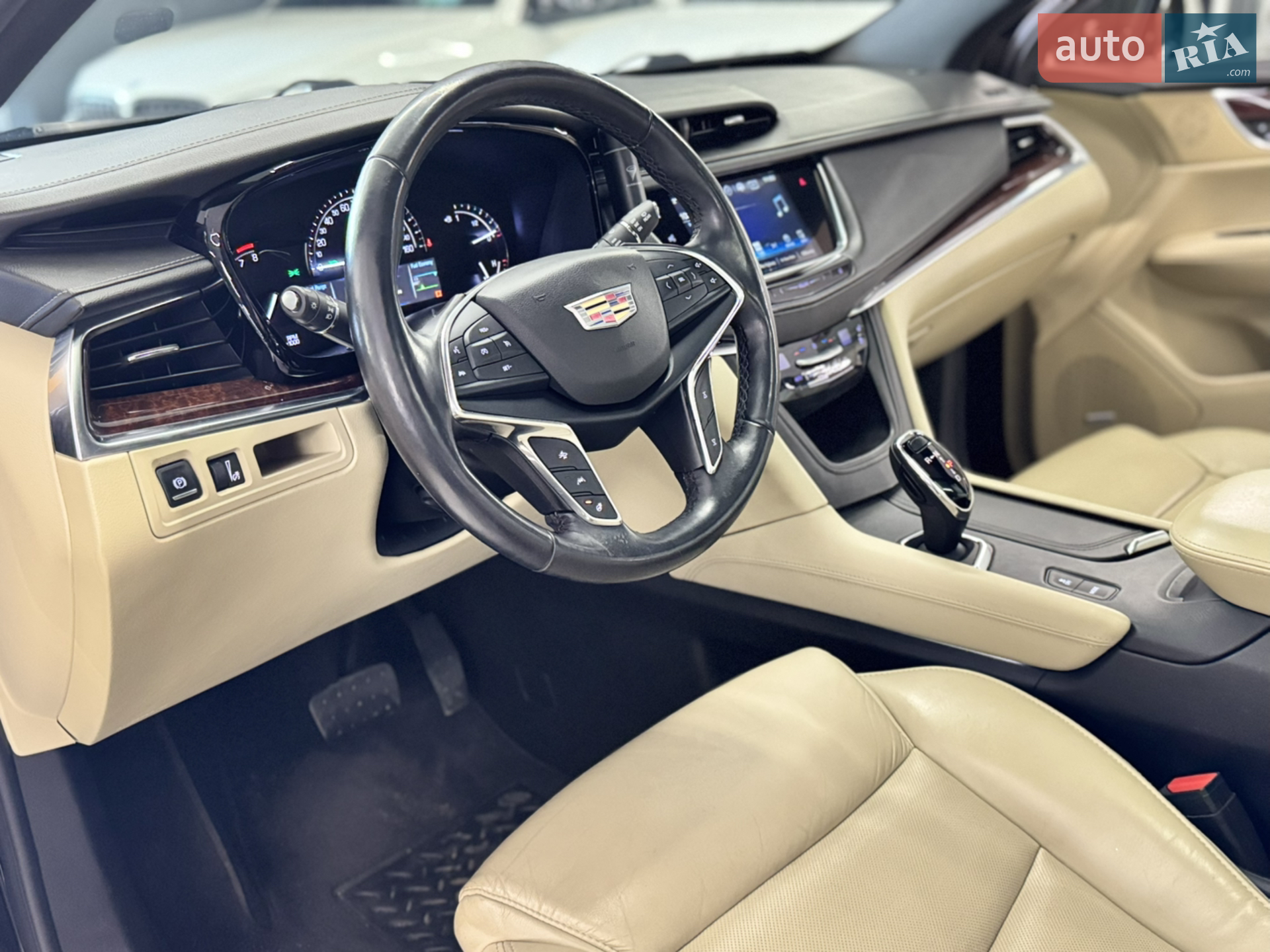 2017 Cadillac XT5 - мініатюра 13