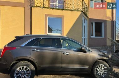 Внедорожник / Кроссовер Cadillac XT5 2018 в Запорожье