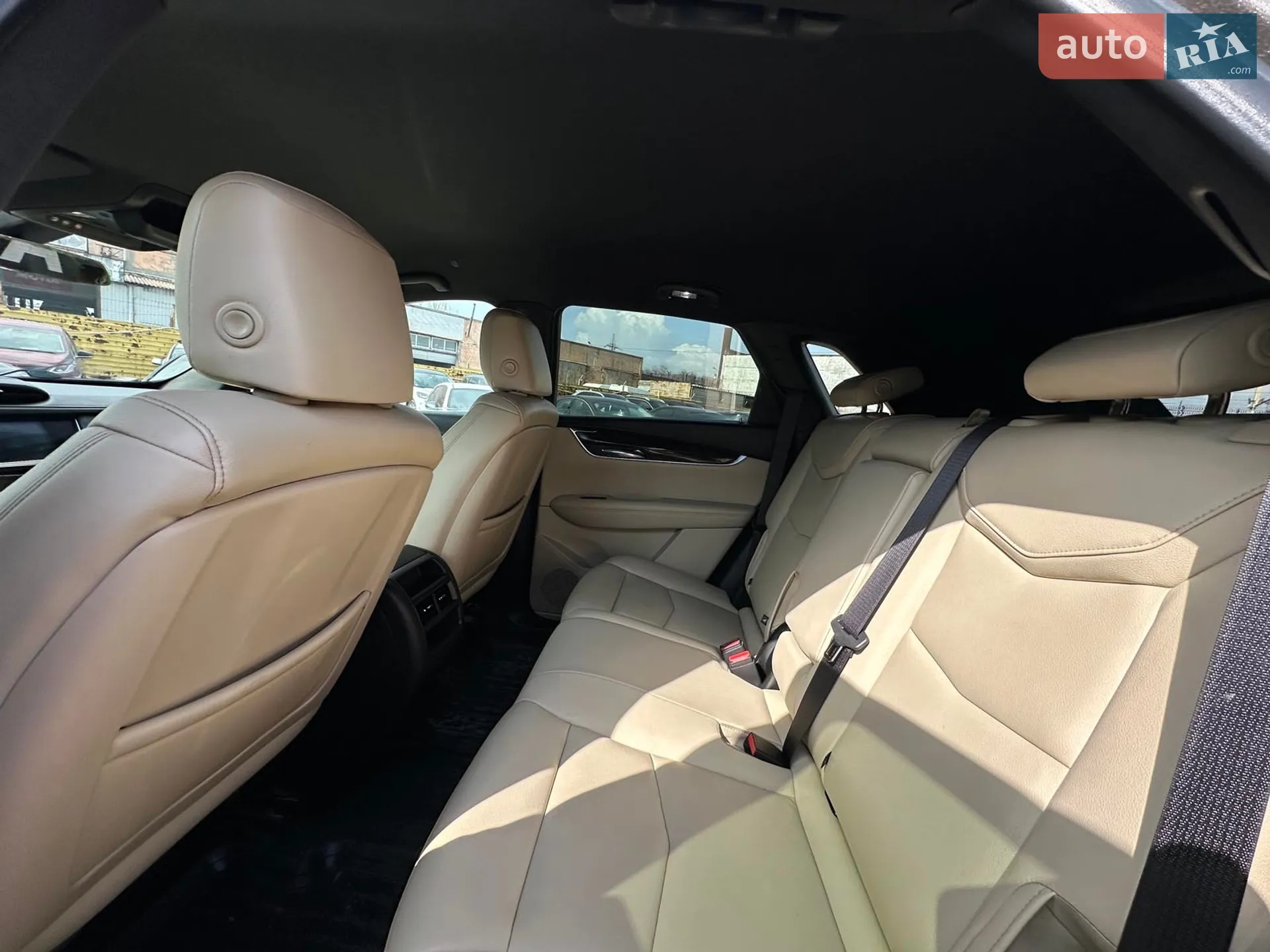 2018 Cadillac XT5 - мініатюра 19