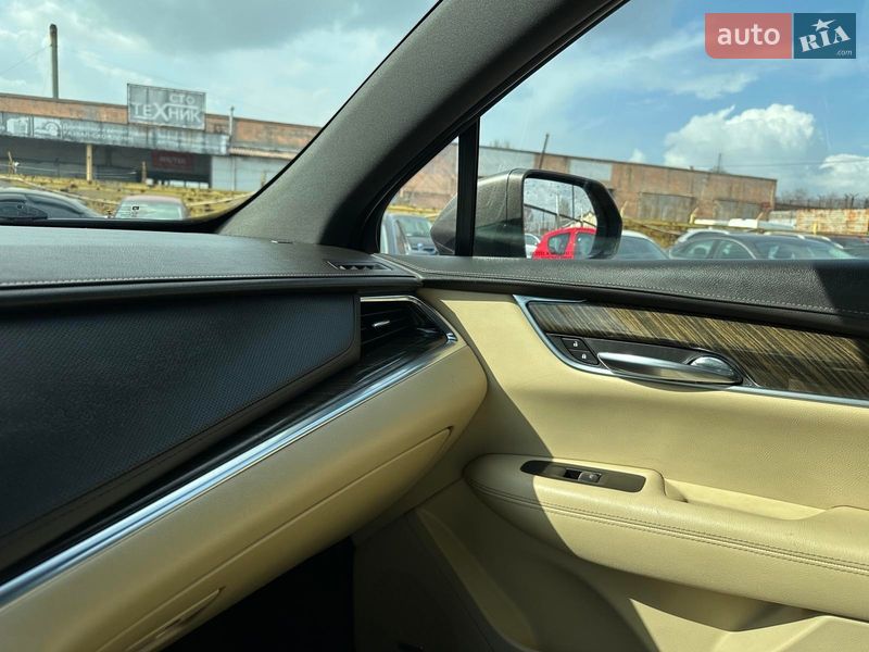 Внедорожник / Кроссовер Cadillac XT5 2018 в Запорожье фото 30 Внедорожник / Кроссовер Cadillac XT5 2018 в Запорожье