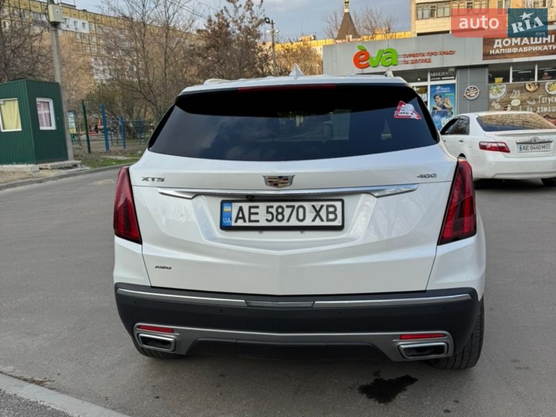 Позашляховик / Кросовер Cadillac XT5 2020 в Дніпрі