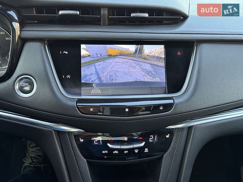 Внедорожник / Кроссовер Cadillac XT5 2019 в Запорожье