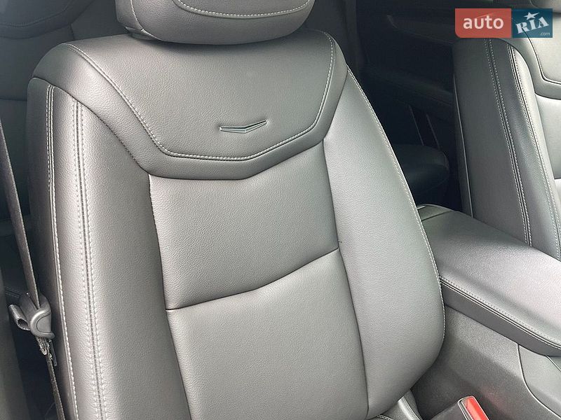 Внедорожник / Кроссовер Cadillac XT5 2023 в Вараше