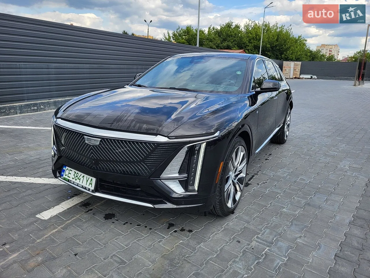 2021 Cadillac XT5 - мініатюра 3