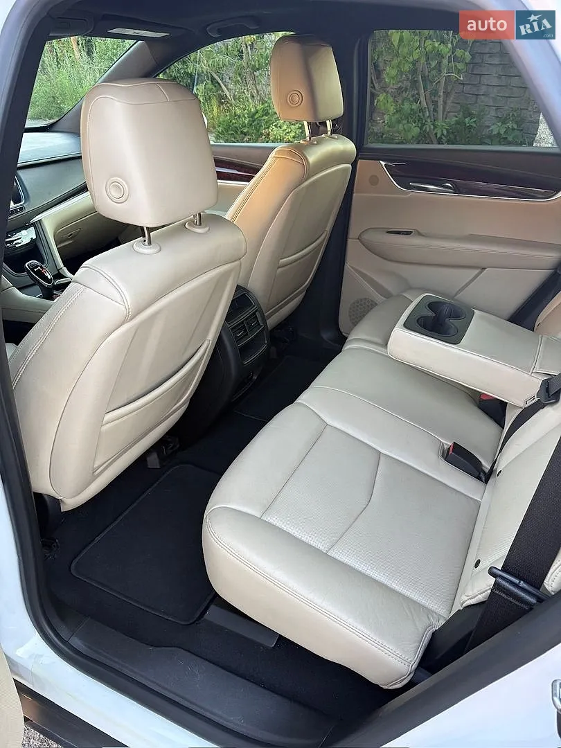 2017 Cadillac XT5 - мініатюра 16