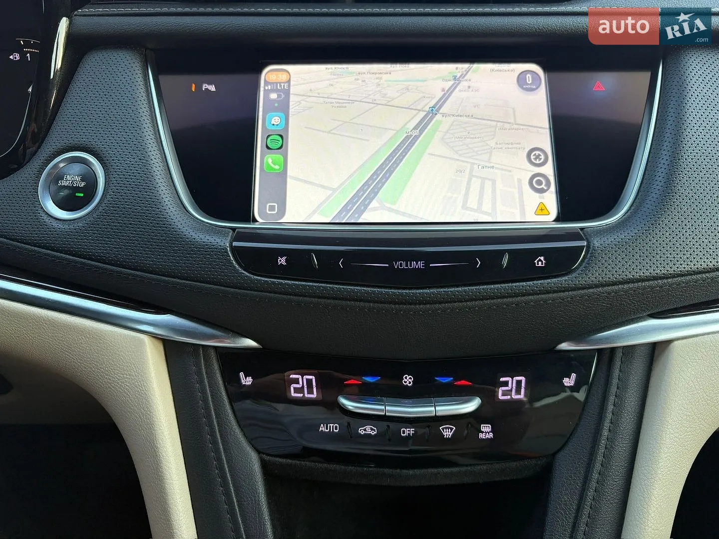2017 Cadillac XT5 - мініатюра 11