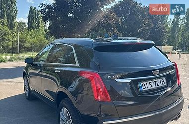 Внедорожник / Кроссовер Cadillac XT5 2016 в Кременчуге