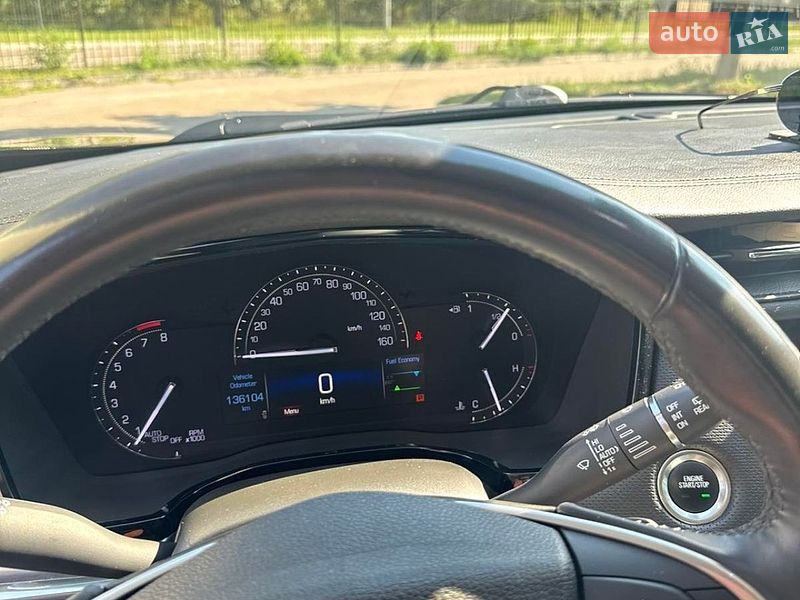 Внедорожник / Кроссовер Cadillac XT5 2016 в Кременчуге