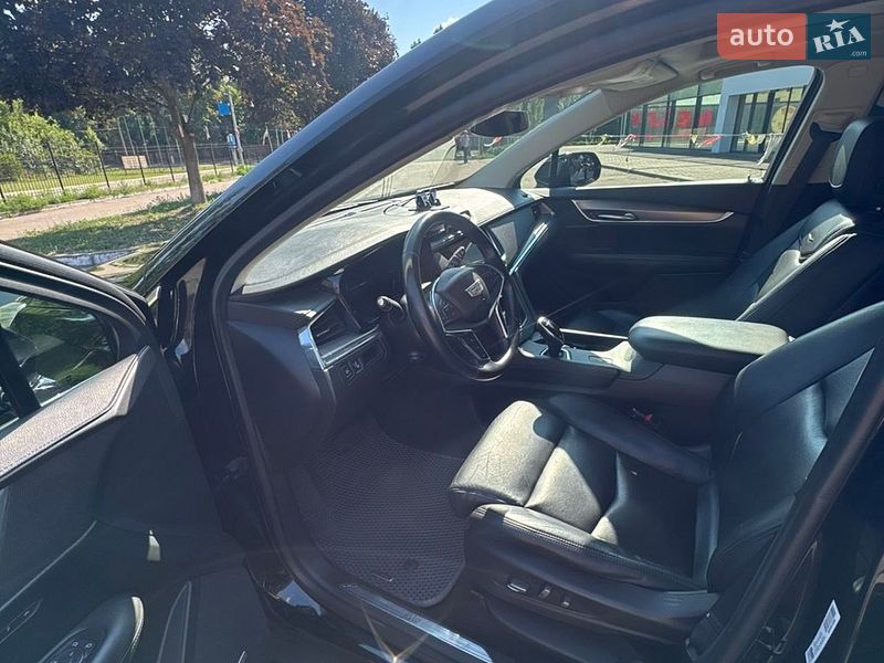 Внедорожник / Кроссовер Cadillac XT5 2016 в Кременчуге