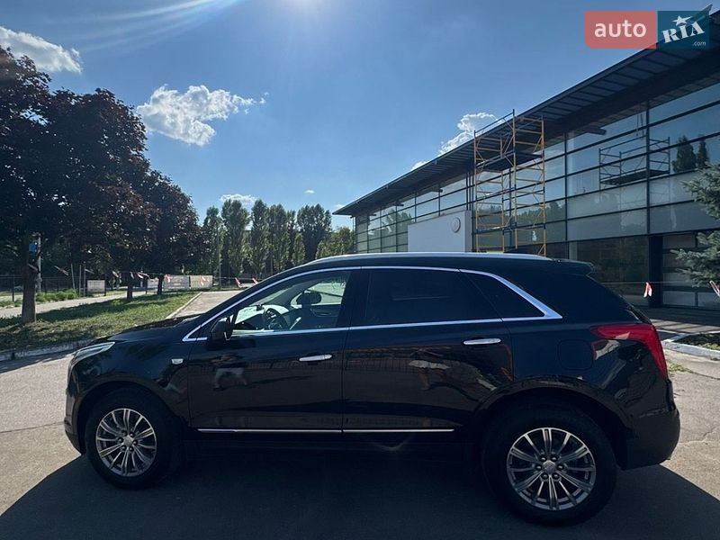 Внедорожник / Кроссовер Cadillac XT5 2016 в Кременчуге