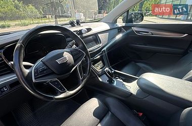 Внедорожник / Кроссовер Cadillac XT5 2016 в Кременчуге